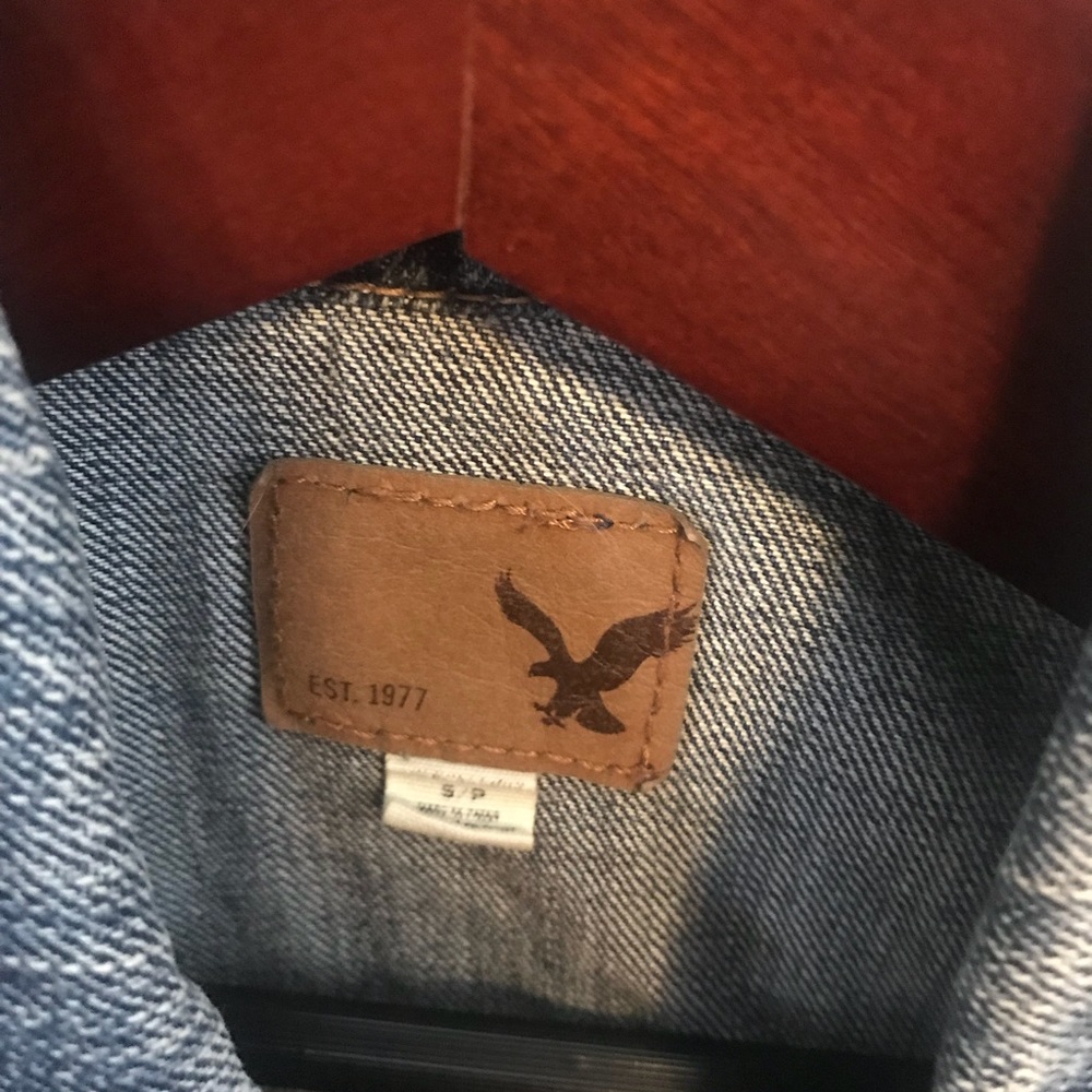 AE Vest